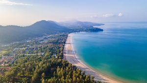 ViewOfLongBeachOnKohLantaKrabiProvinceThailand - Rejs365